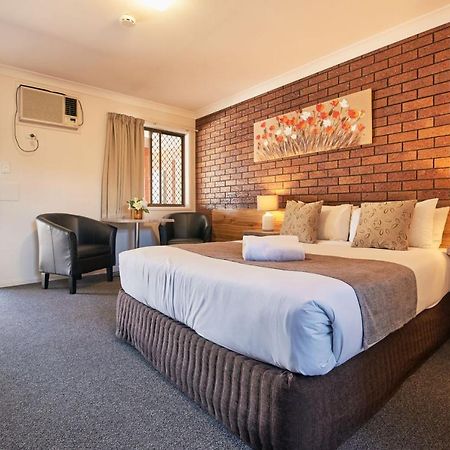 Ruthven Street Motor Inn Toowoomba Buitenkant foto